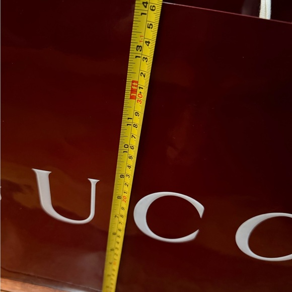 Gucci Deep Red gift with White Handles new - Picture 7 of 10